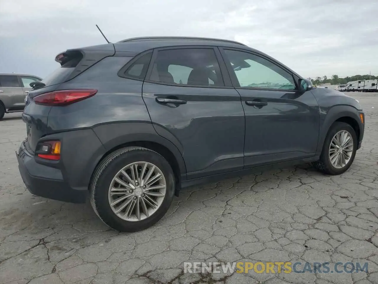 3 Photograph of a damaged car KM8K22AA6LU410459 HYUNDAI KONA 2020