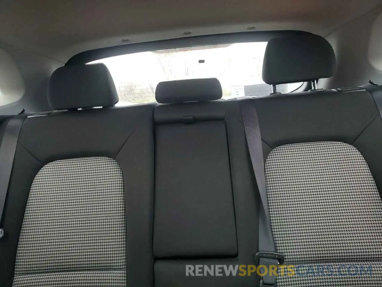 10 Photograph of a damaged car KM8K22AA6LU552195 HYUNDAI KONA 2020