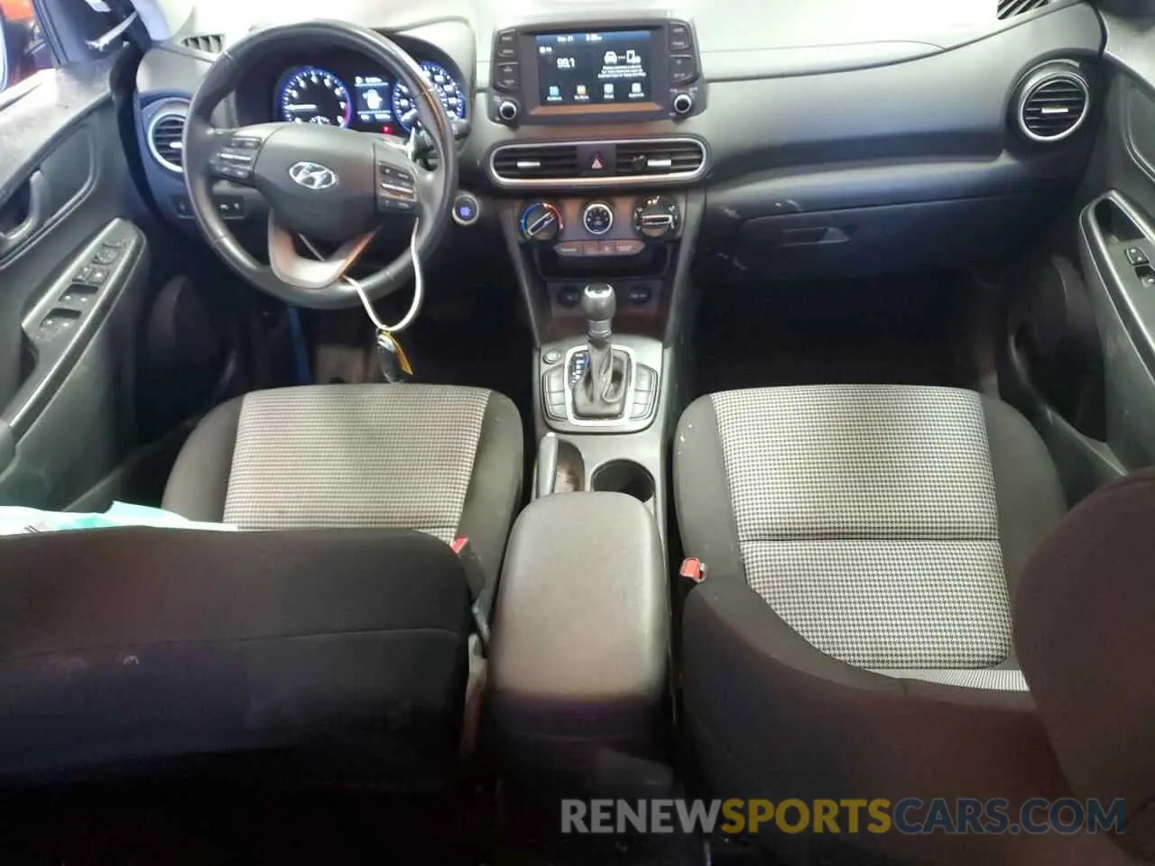 8 Photograph of a damaged car KM8K22AA7LU406002 HYUNDAI KONA 2020