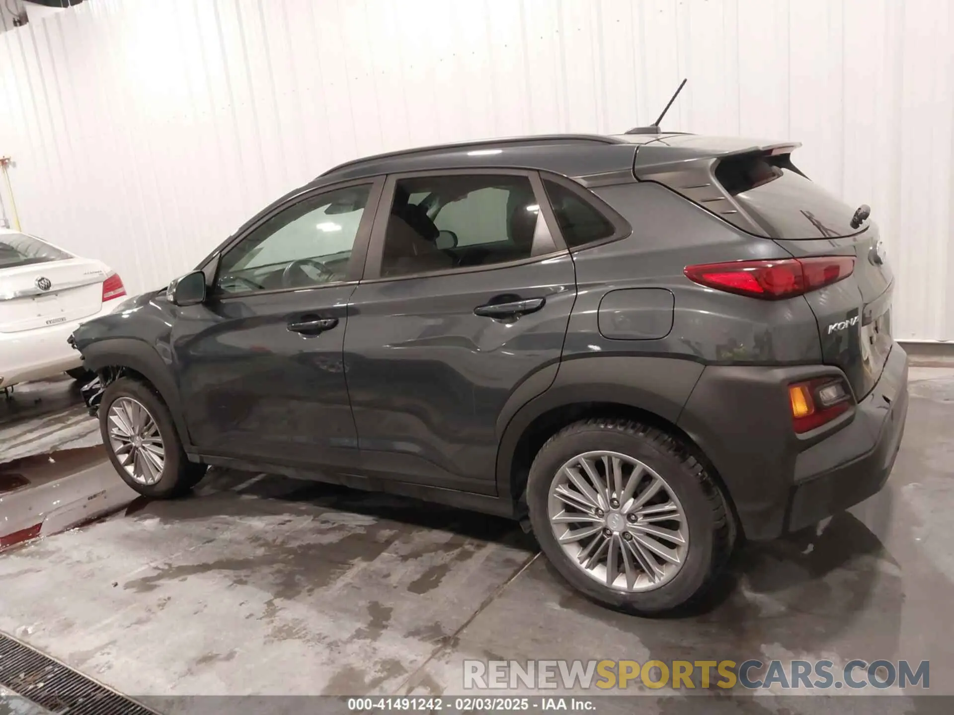 15 Photograph of a damaged car KM8K22AA7LU515074 HYUNDAI KONA 2020