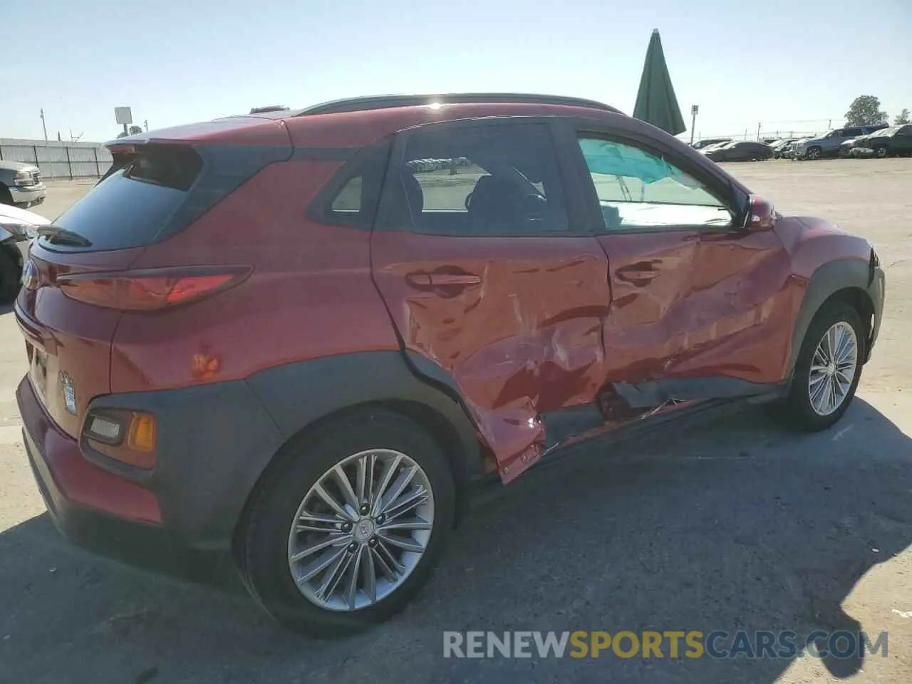 3 Photograph of a damaged car KM8K22AAXLU413686 HYUNDAI KONA 2020