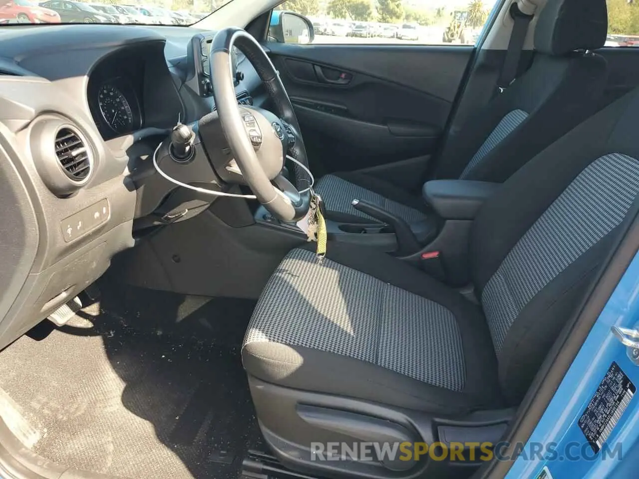 7 Photograph of a damaged car KM8K22AAXLU496164 HYUNDAI KONA 2020