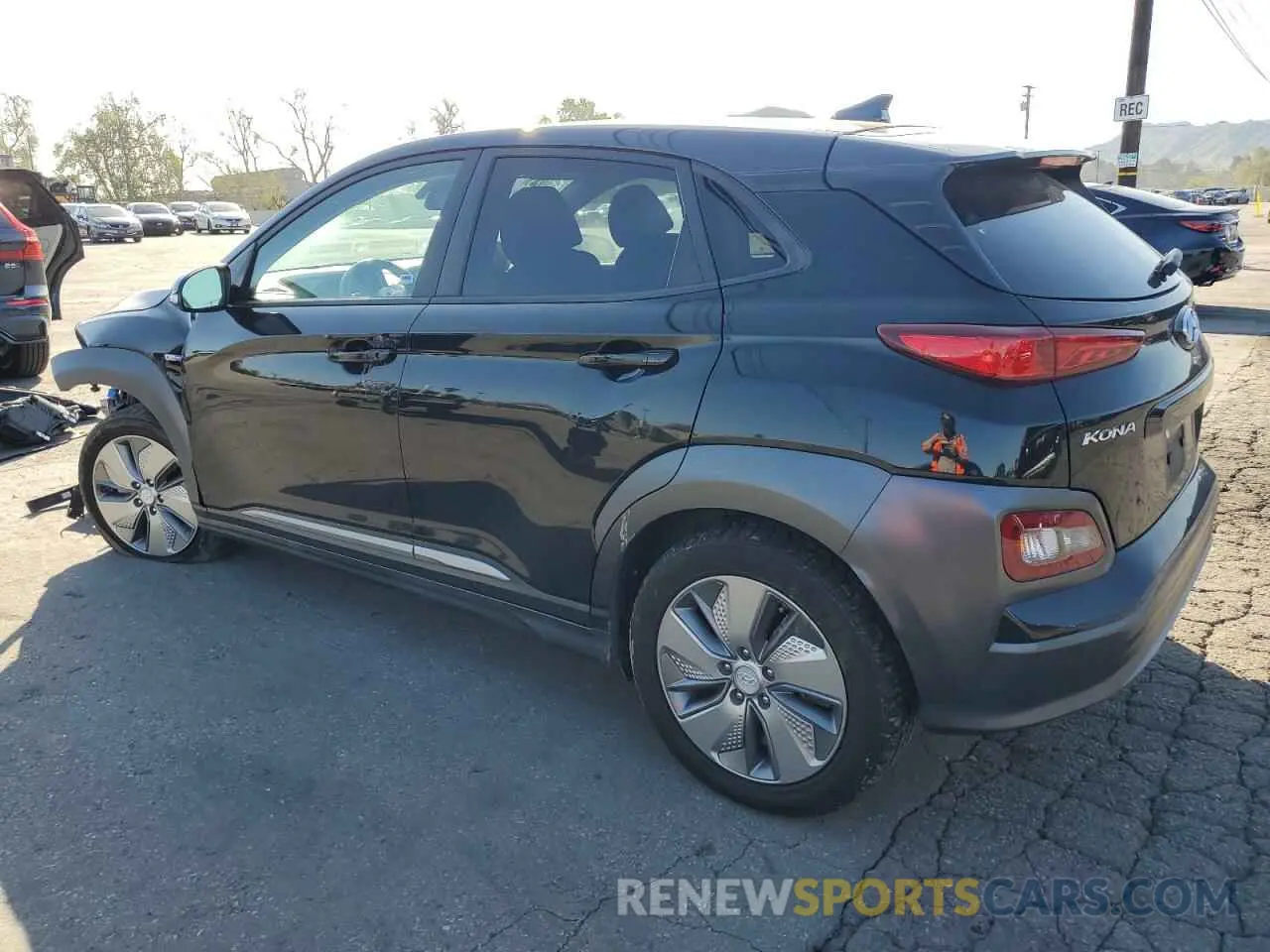 2 Photograph of a damaged car KM8K23AG8LU069771 HYUNDAI KONA 2020