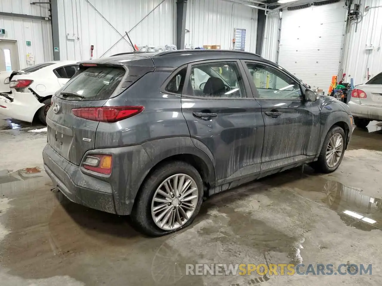 3 Photograph of a damaged car KM8K2CAA0LU582587 HYUNDAI KONA 2020