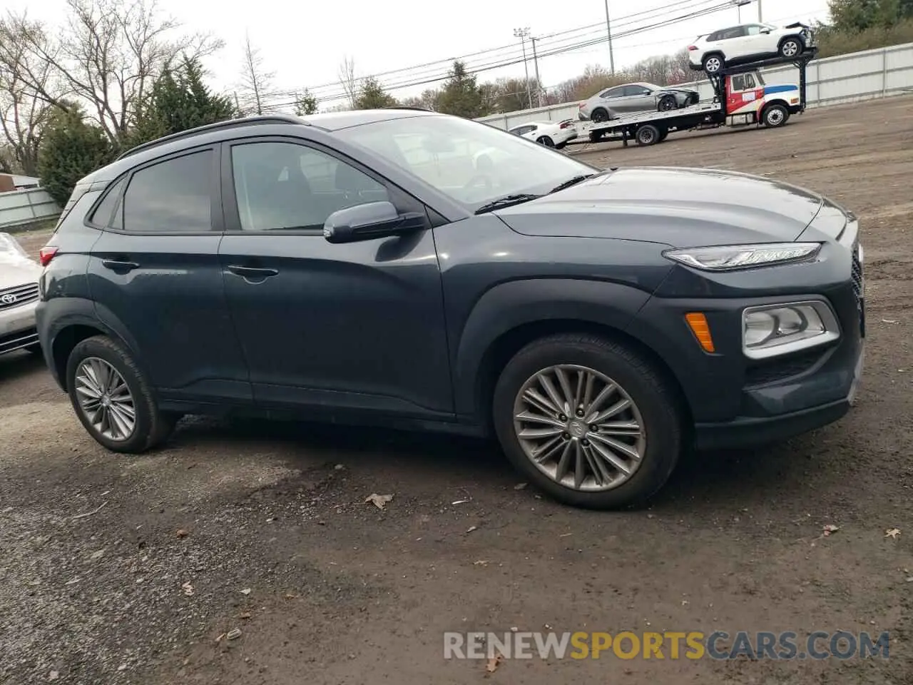 4 Photograph of a damaged car KM8K2CAA2LU454495 HYUNDAI KONA 2020