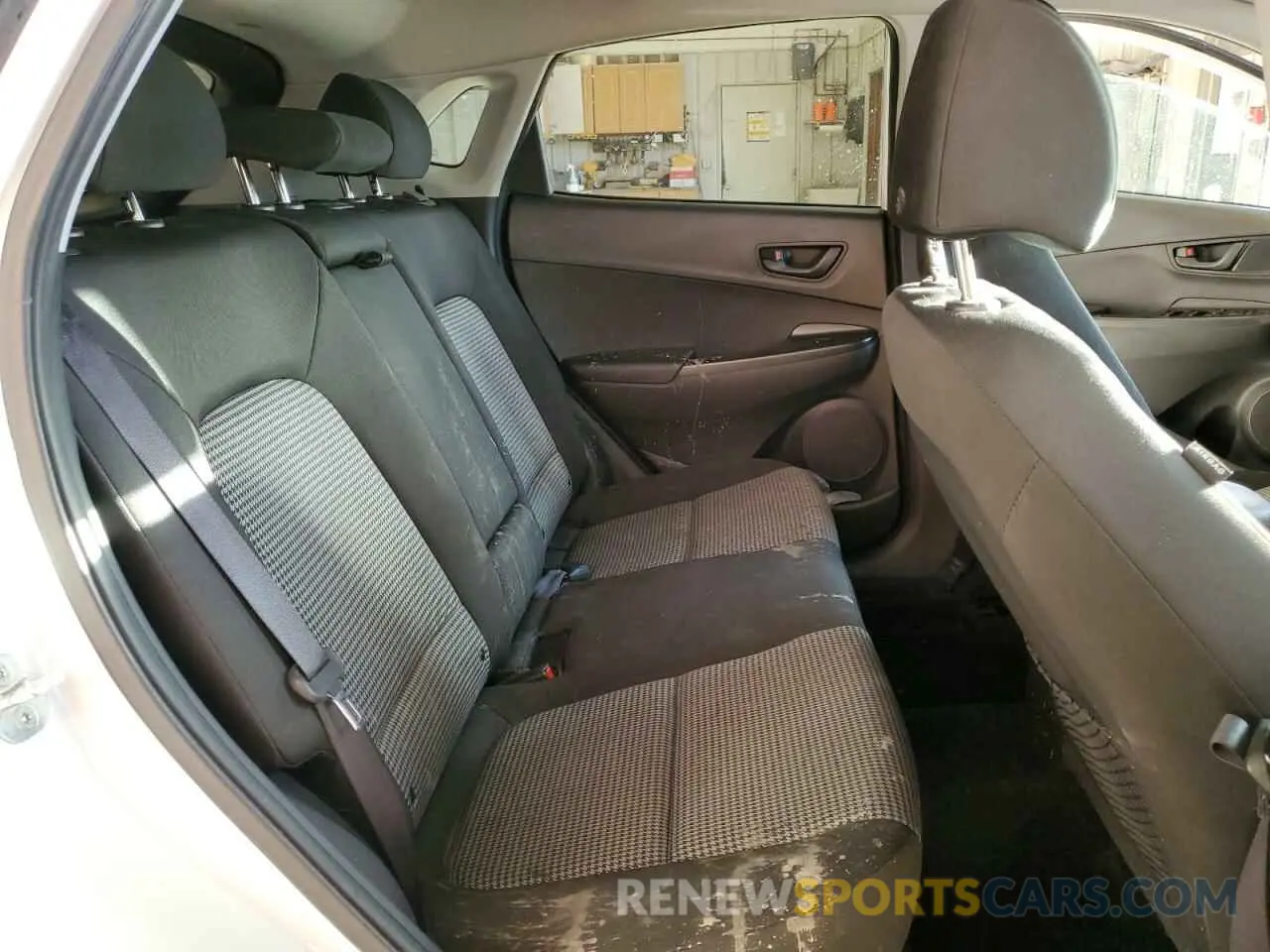 12 Photograph of a damaged car KM8K2CAA3LU504188 HYUNDAI KONA 2020