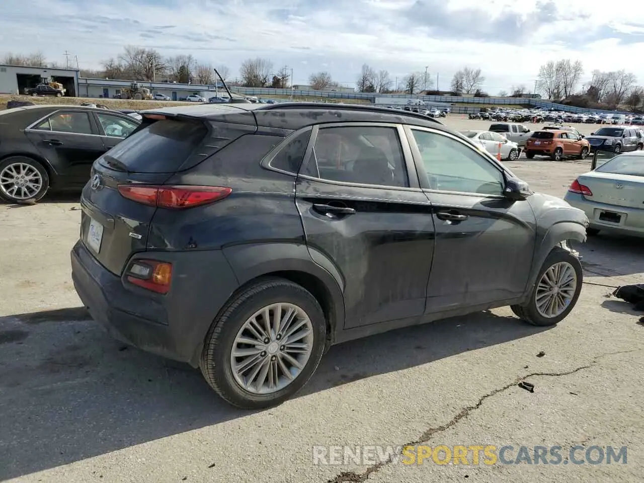 3 Photograph of a damaged car KM8K2CAA3LU563788 HYUNDAI KONA 2020