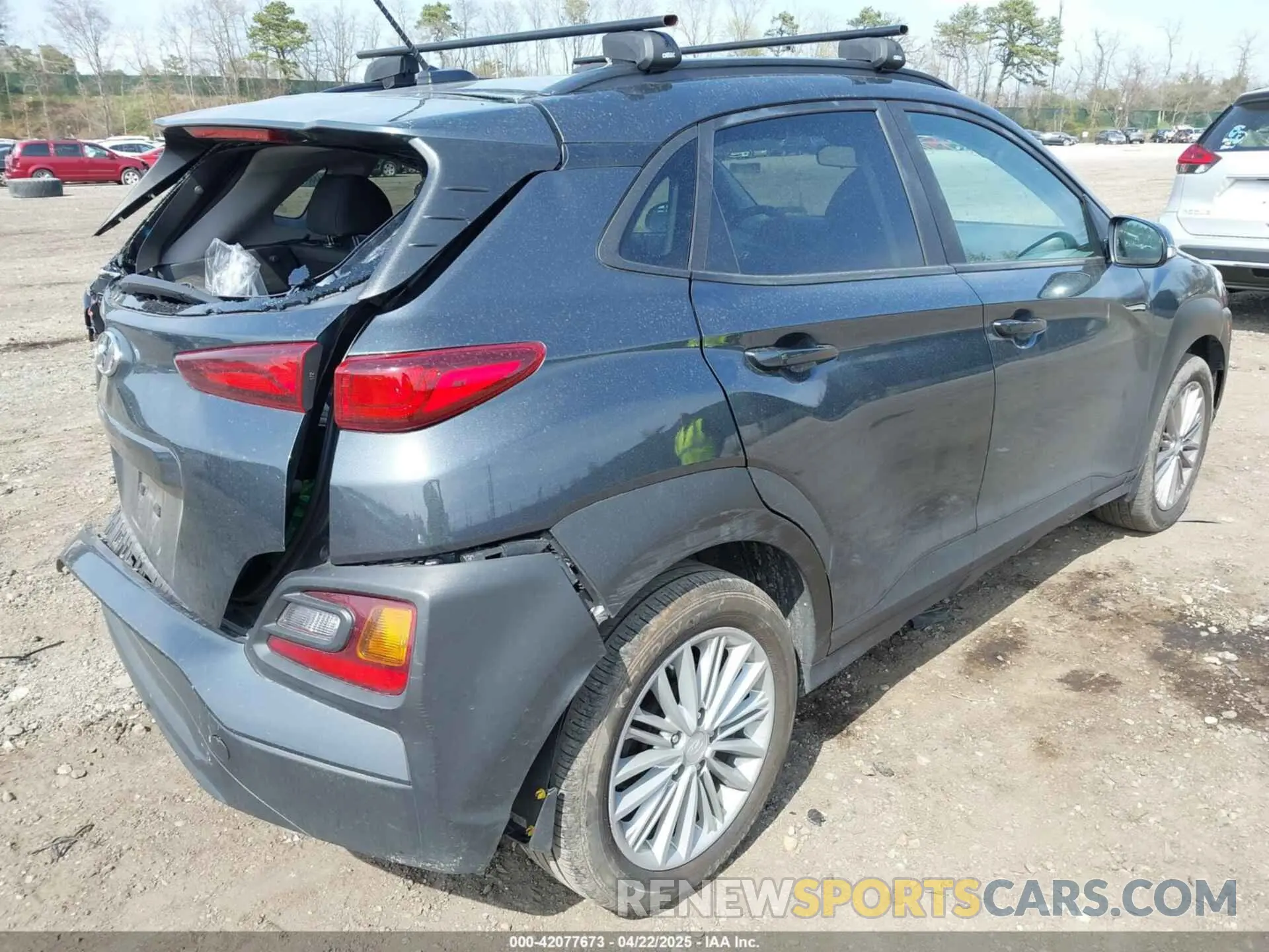 4 Photograph of a damaged car KM8K2CAA4LU488941 HYUNDAI KONA 2020