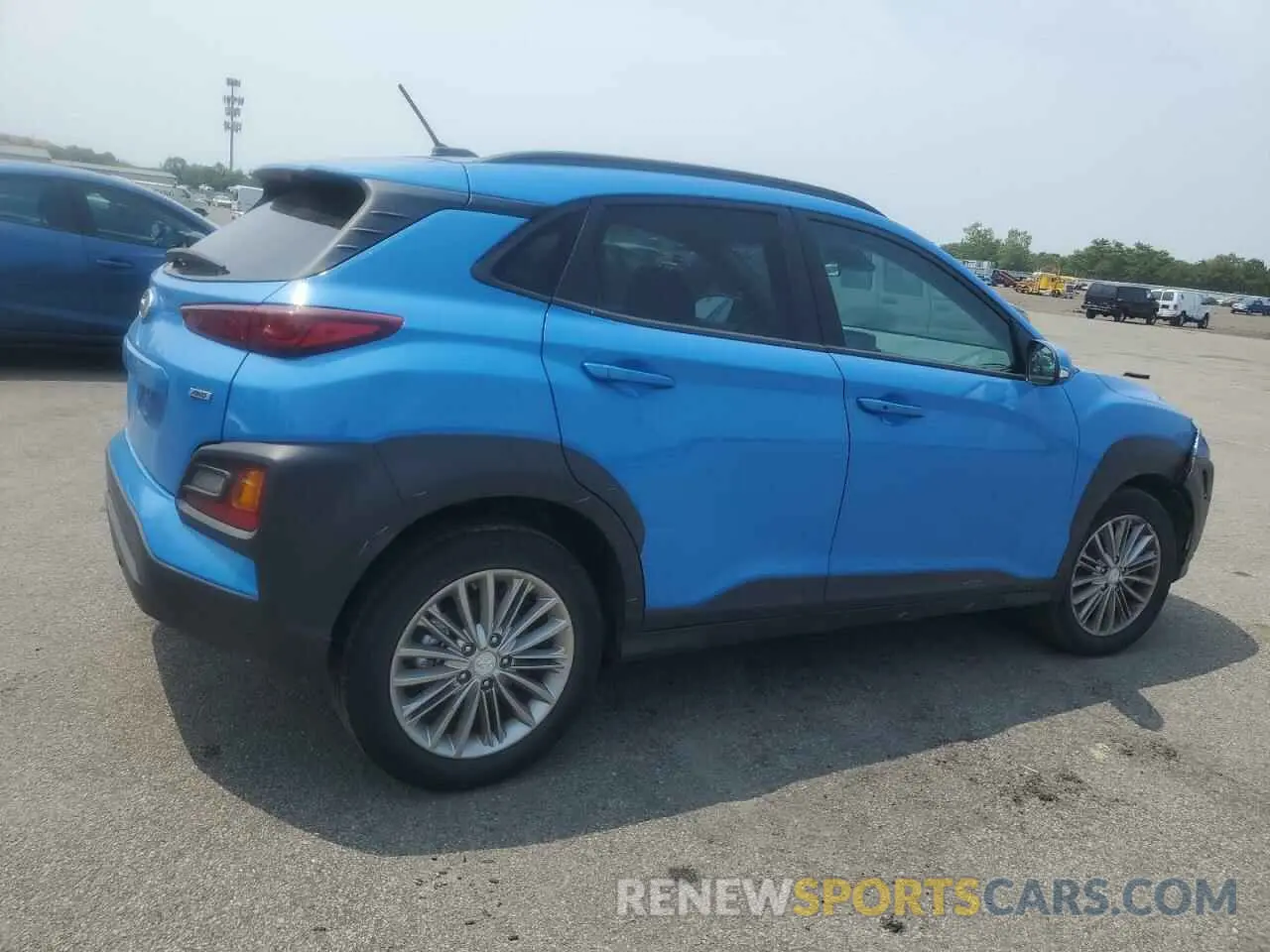 3 Photograph of a damaged car KM8K2CAA4LU569695 HYUNDAI KONA 2020