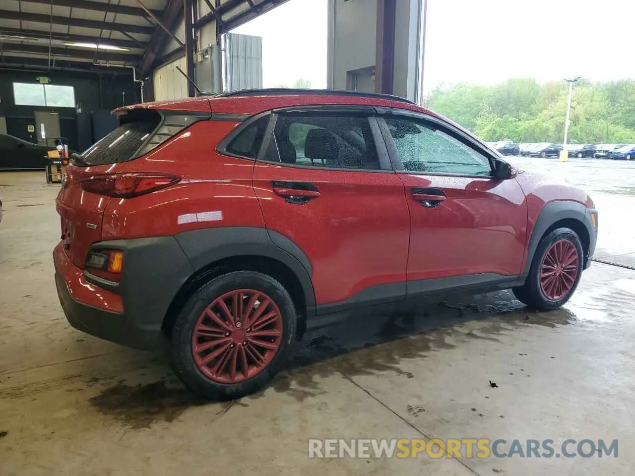 3 Photograph of a damaged car KM8K2CAA5LU503415 HYUNDAI KONA 2020