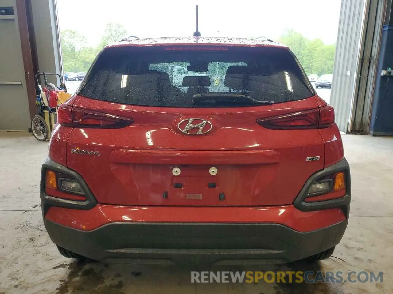 6 Photograph of a damaged car KM8K2CAA5LU503415 HYUNDAI KONA 2020