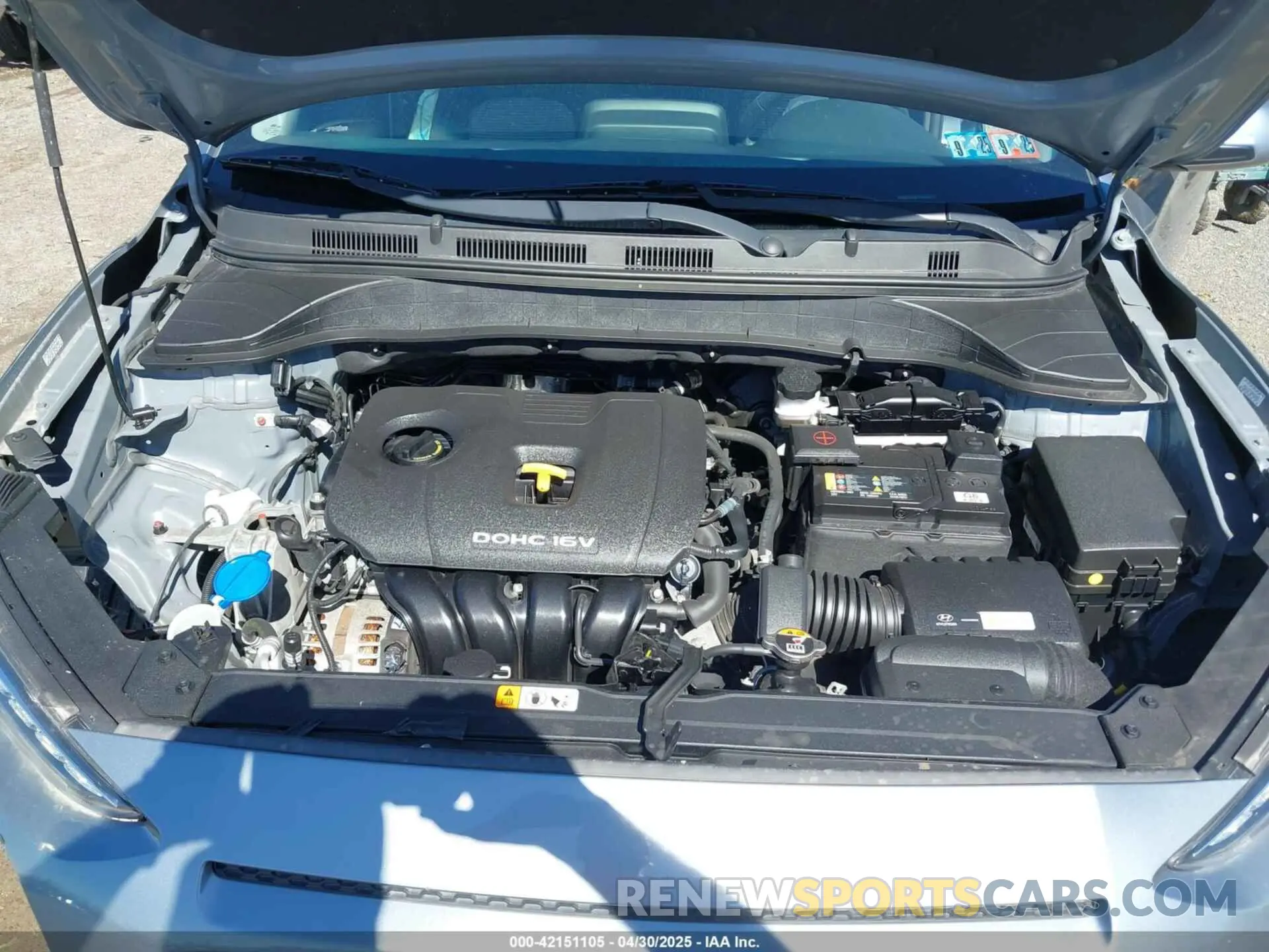 10 Photograph of a damaged car KM8K2CAA5LU571729 HYUNDAI KONA 2020