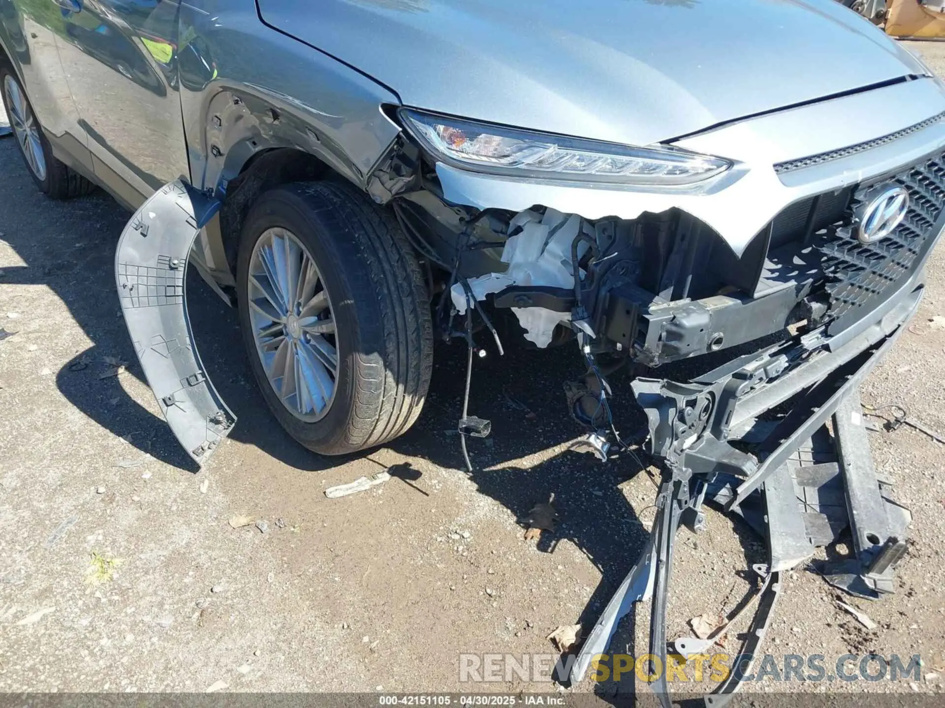 6 Photograph of a damaged car KM8K2CAA5LU571729 HYUNDAI KONA 2020