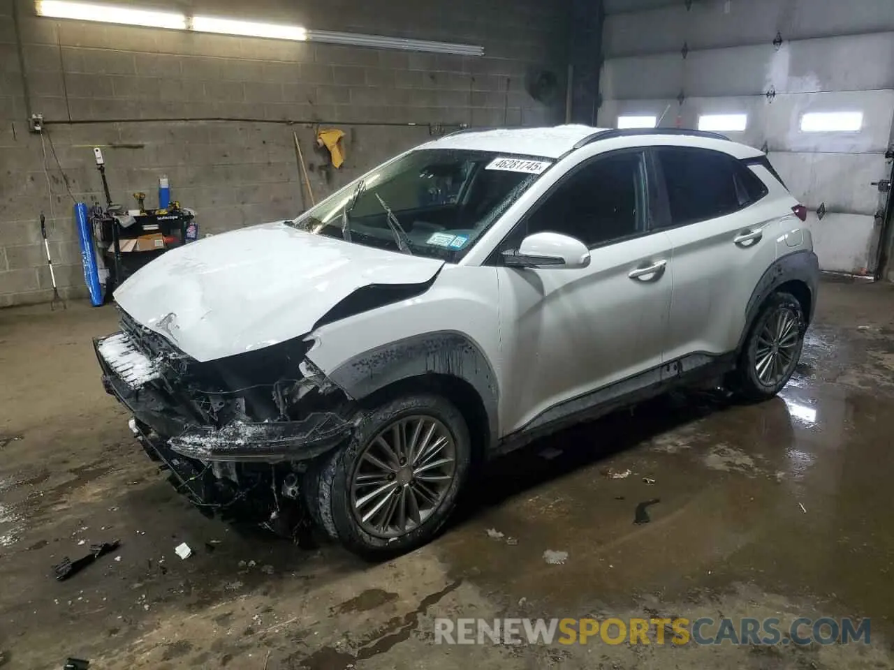 1 Photograph of a damaged car KM8K2CAA7LU498377 HYUNDAI KONA 2020