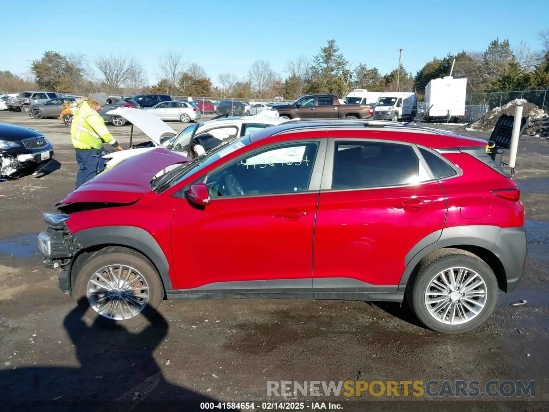 15 Photograph of a damaged car KM8K2CAA8LU528292 HYUNDAI KONA 2020