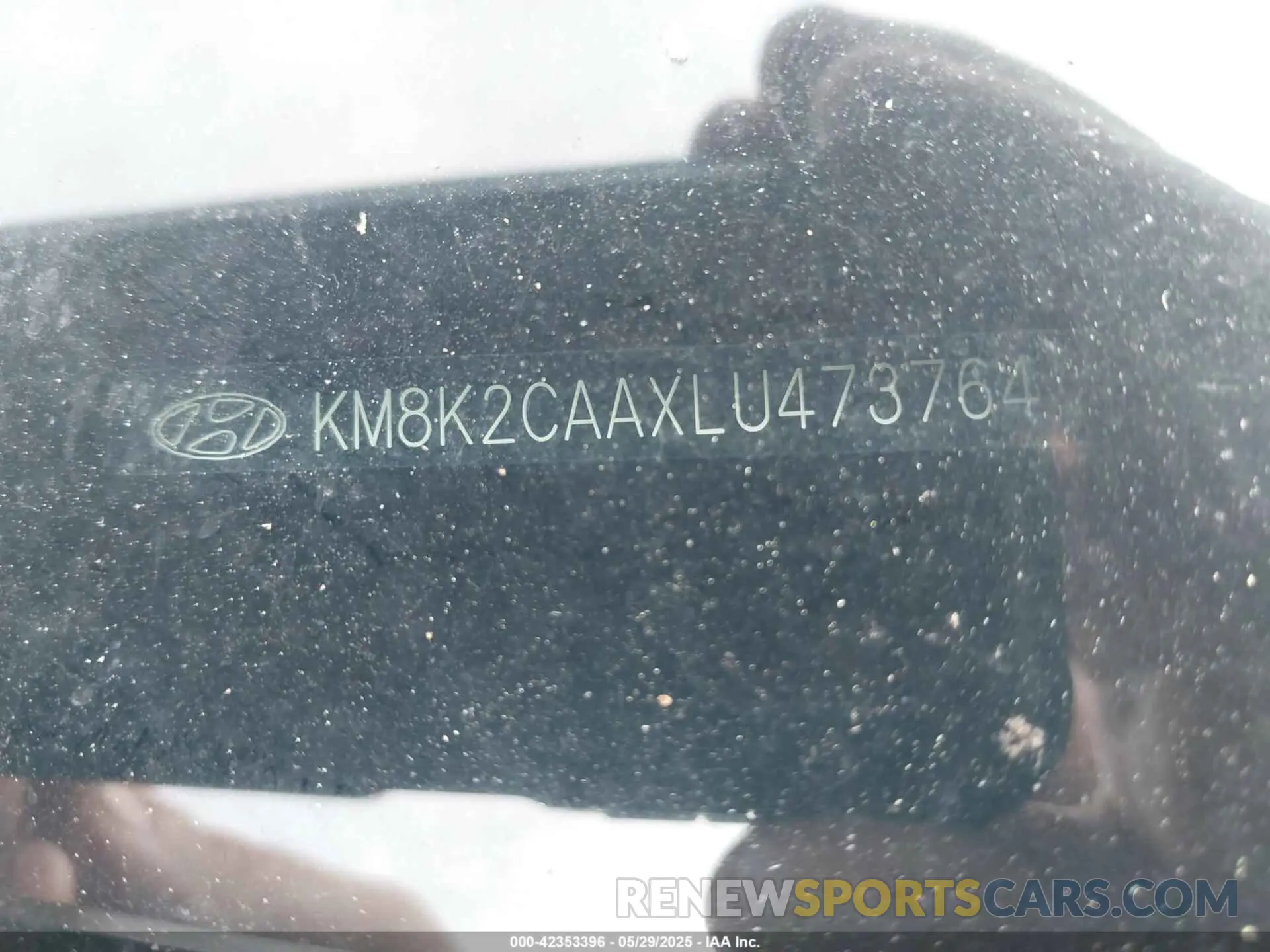 9 Photograph of a damaged car KM8K2CAAXLU473764 HYUNDAI KONA 2020