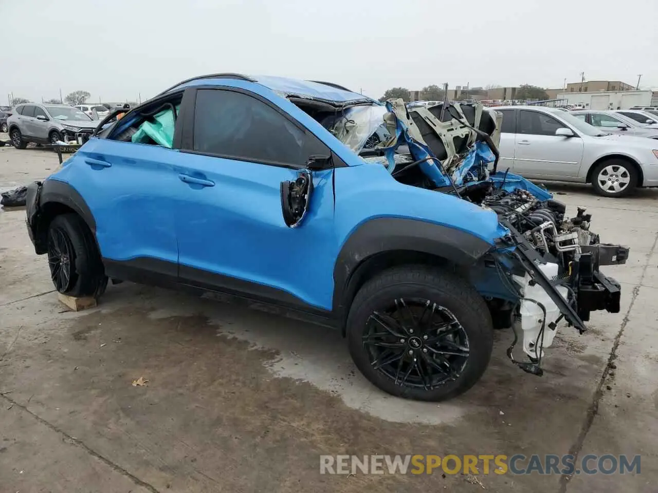 4 Photograph of a damaged car KM8K2CAAXLU494470 HYUNDAI KONA 2020
