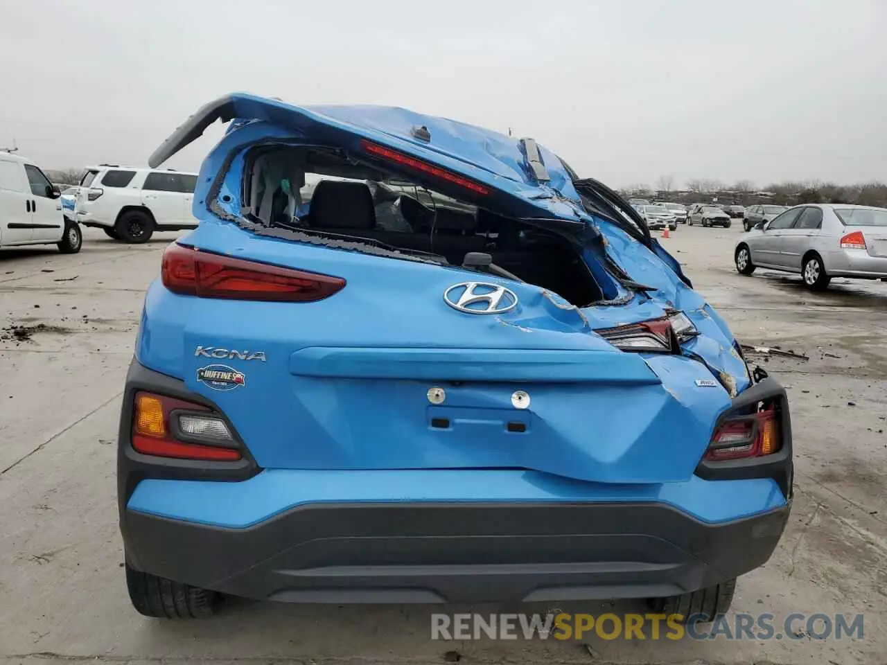6 Photograph of a damaged car KM8K2CAAXLU494470 HYUNDAI KONA 2020