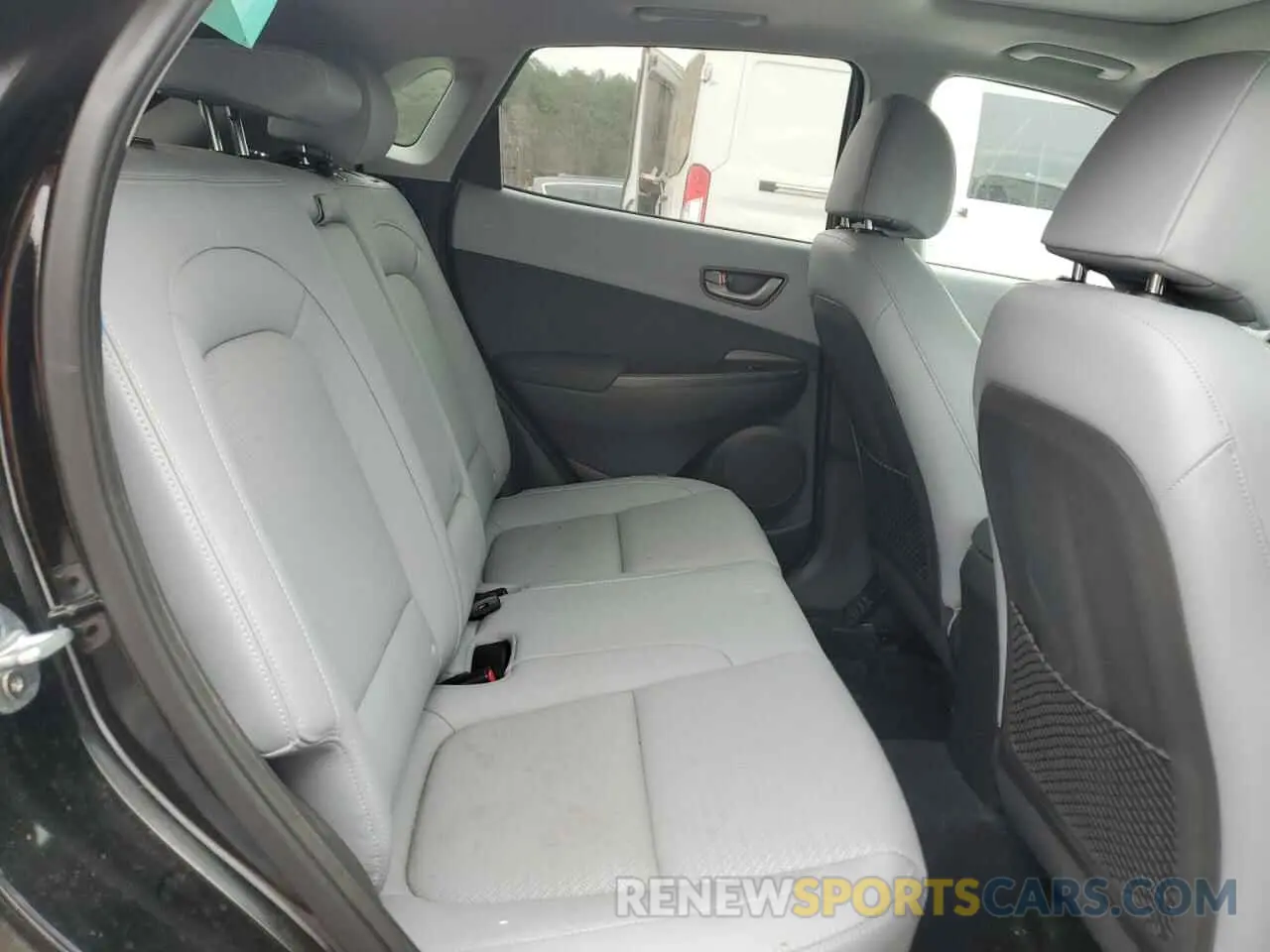 11 Photograph of a damaged car KM8K33A50LU505105 HYUNDAI KONA 2020