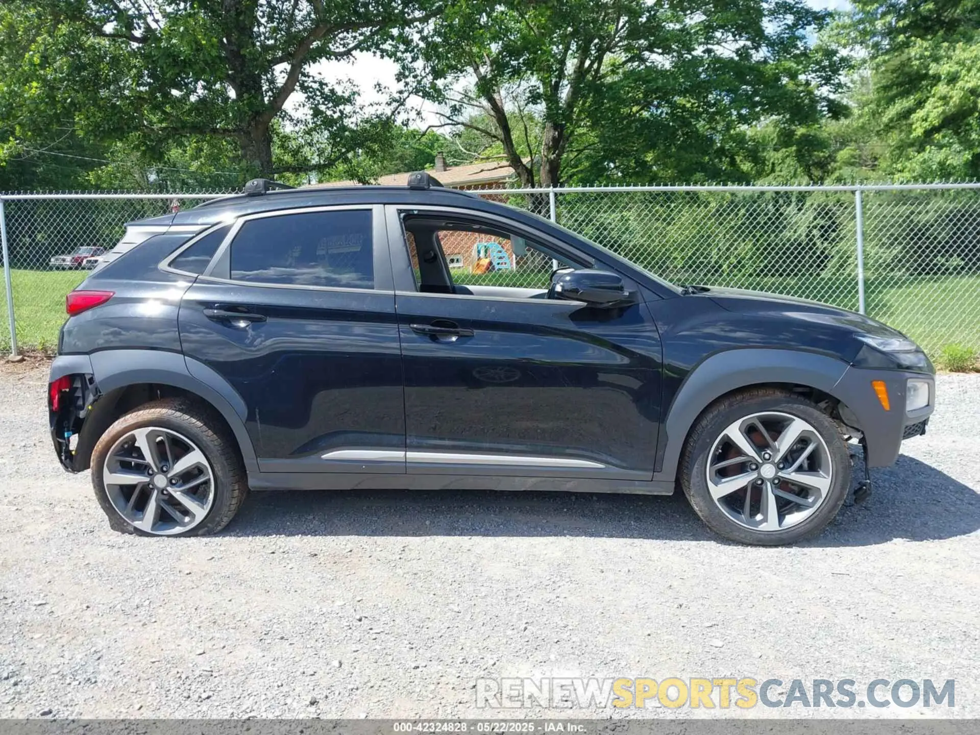 13 Photograph of a damaged car KM8K33A52LU591422 HYUNDAI KONA 2020