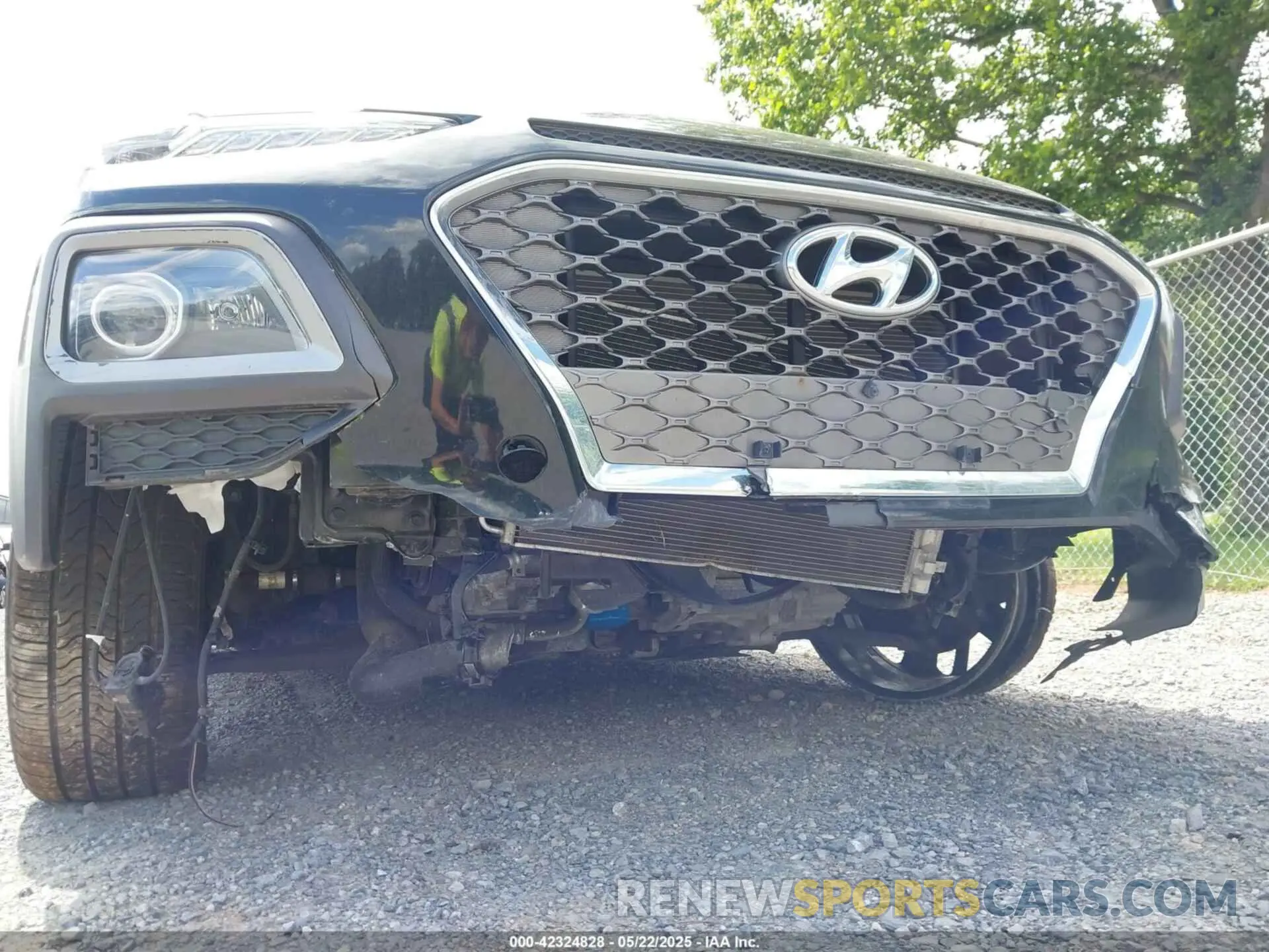 17 Photograph of a damaged car KM8K33A52LU591422 HYUNDAI KONA 2020