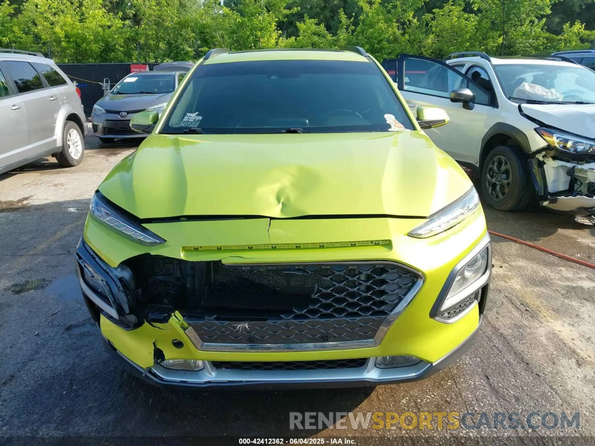 12 Photograph of a damaged car KM8K33A54LU436712 HYUNDAI KONA 2020