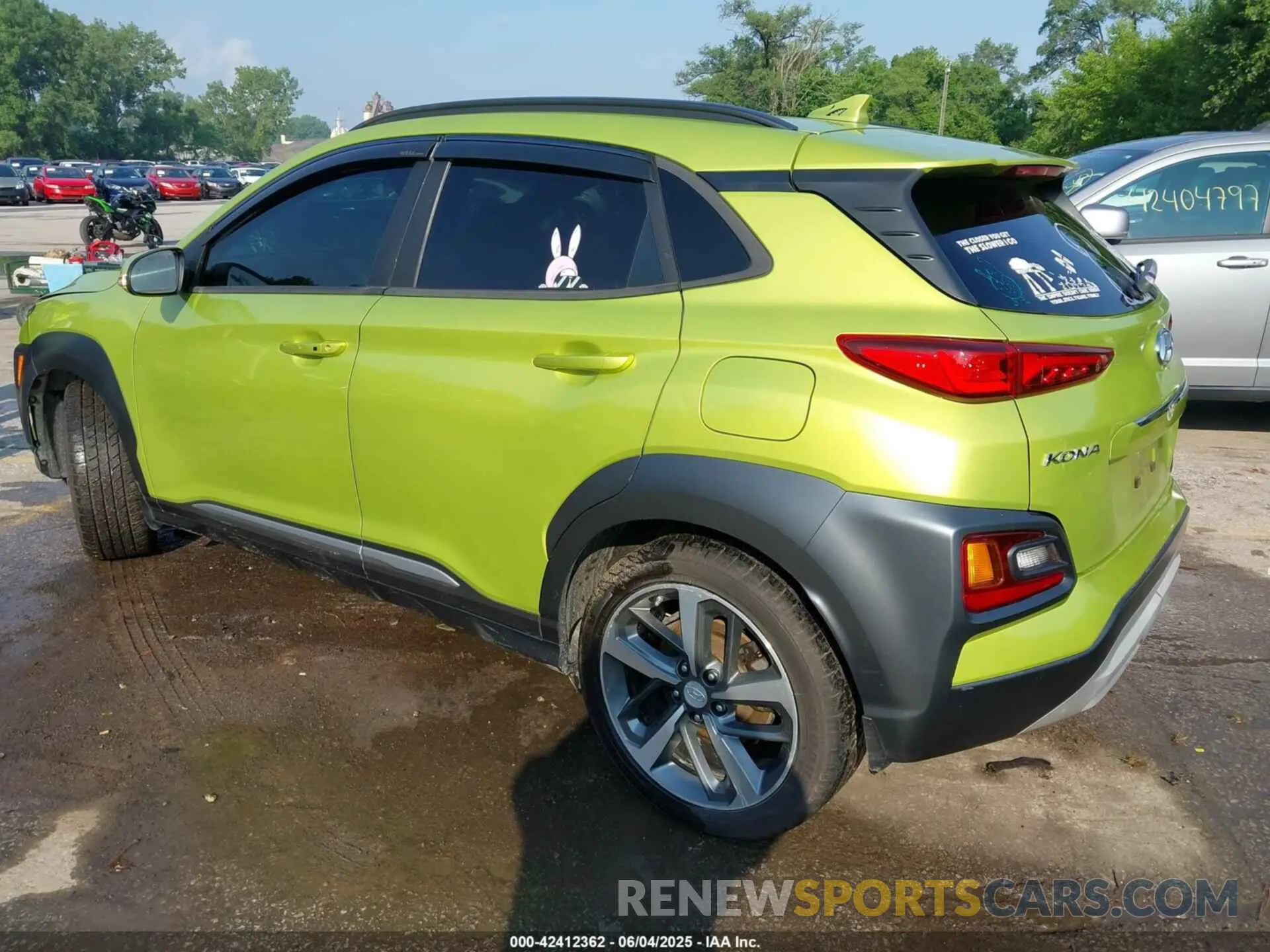 3 Photograph of a damaged car KM8K33A54LU436712 HYUNDAI KONA 2020