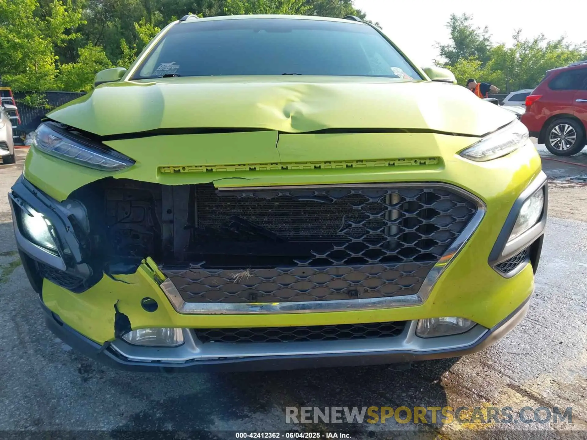 6 Photograph of a damaged car KM8K33A54LU436712 HYUNDAI KONA 2020