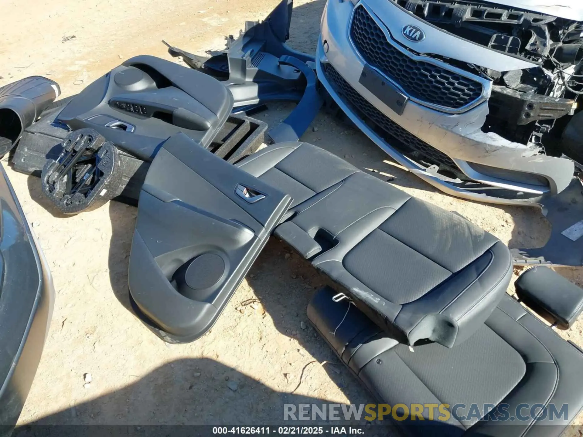 12 Photograph of a damaged car KM8K33A58LU414955 HYUNDAI KONA 2020