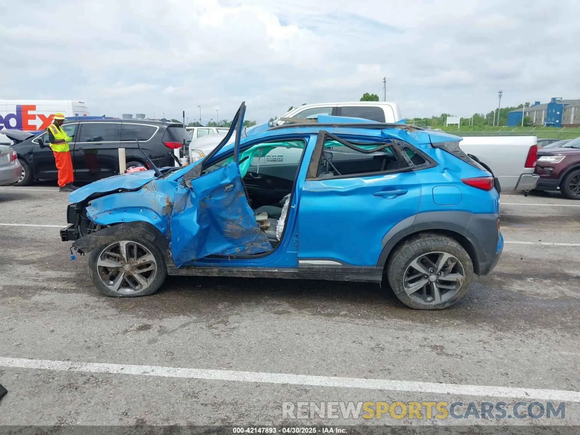 15 Photograph of a damaged car KM8K33A5XLU513034 HYUNDAI KONA 2020
