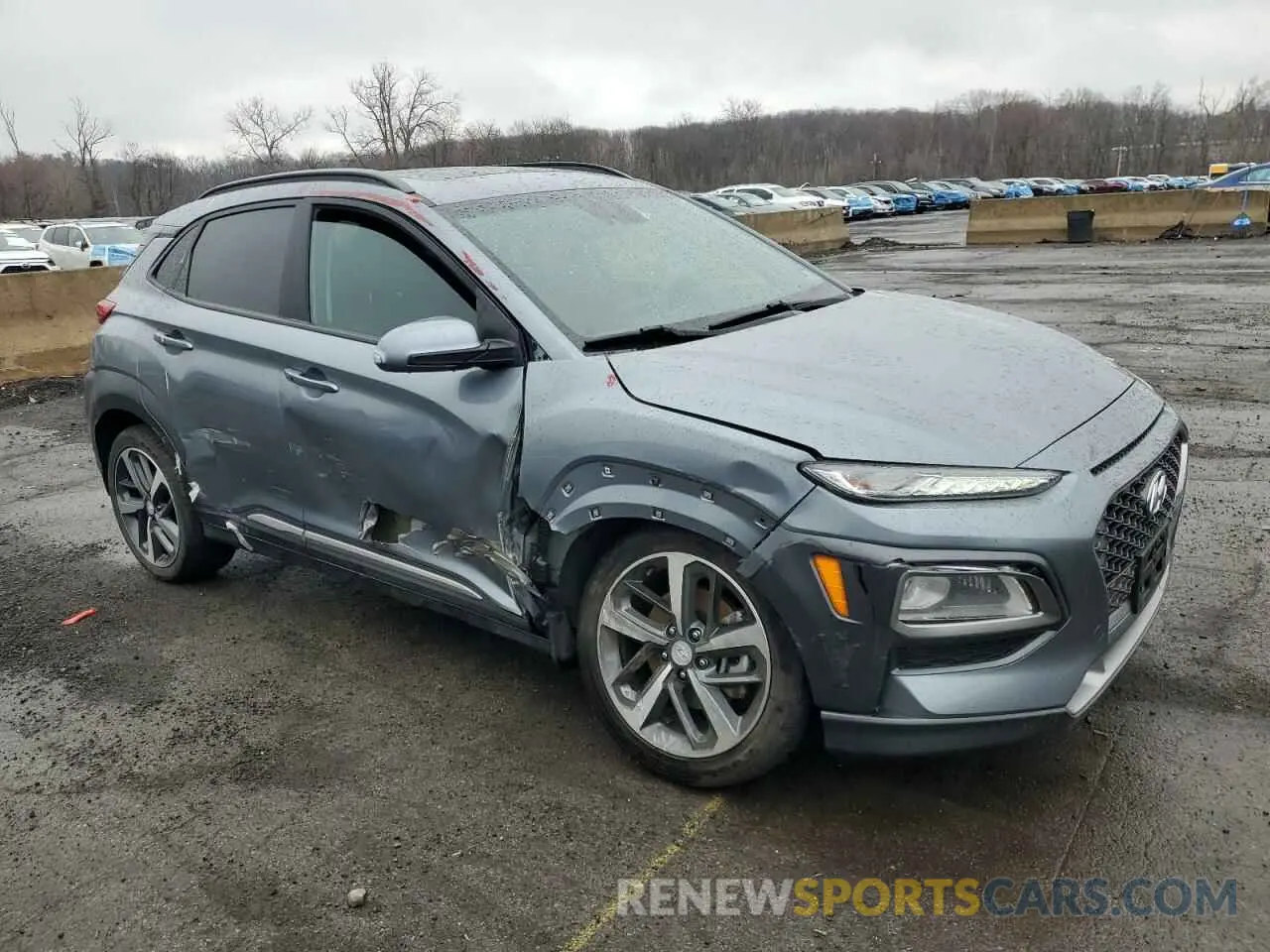 4 Photograph of a damaged car KM8K3CA51LU469313 HYUNDAI KONA 2020