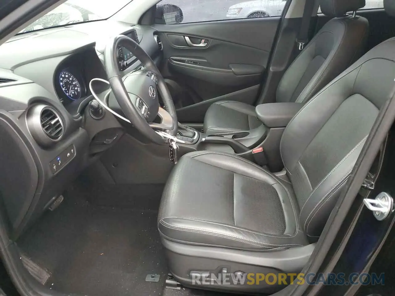 7 Photograph of a damaged car KM8K3CA53LU453243 HYUNDAI KONA 2020