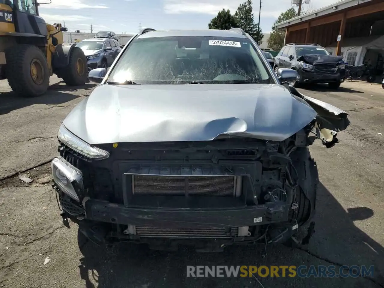 5 Photograph of a damaged car KM8K3CA56LU412119 HYUNDAI KONA 2020