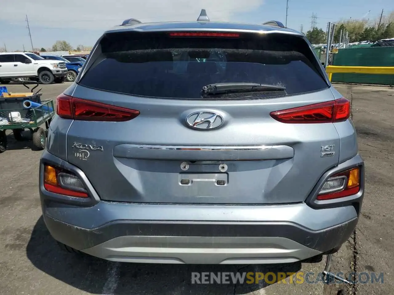 6 Photograph of a damaged car KM8K3CA56LU412119 HYUNDAI KONA 2020