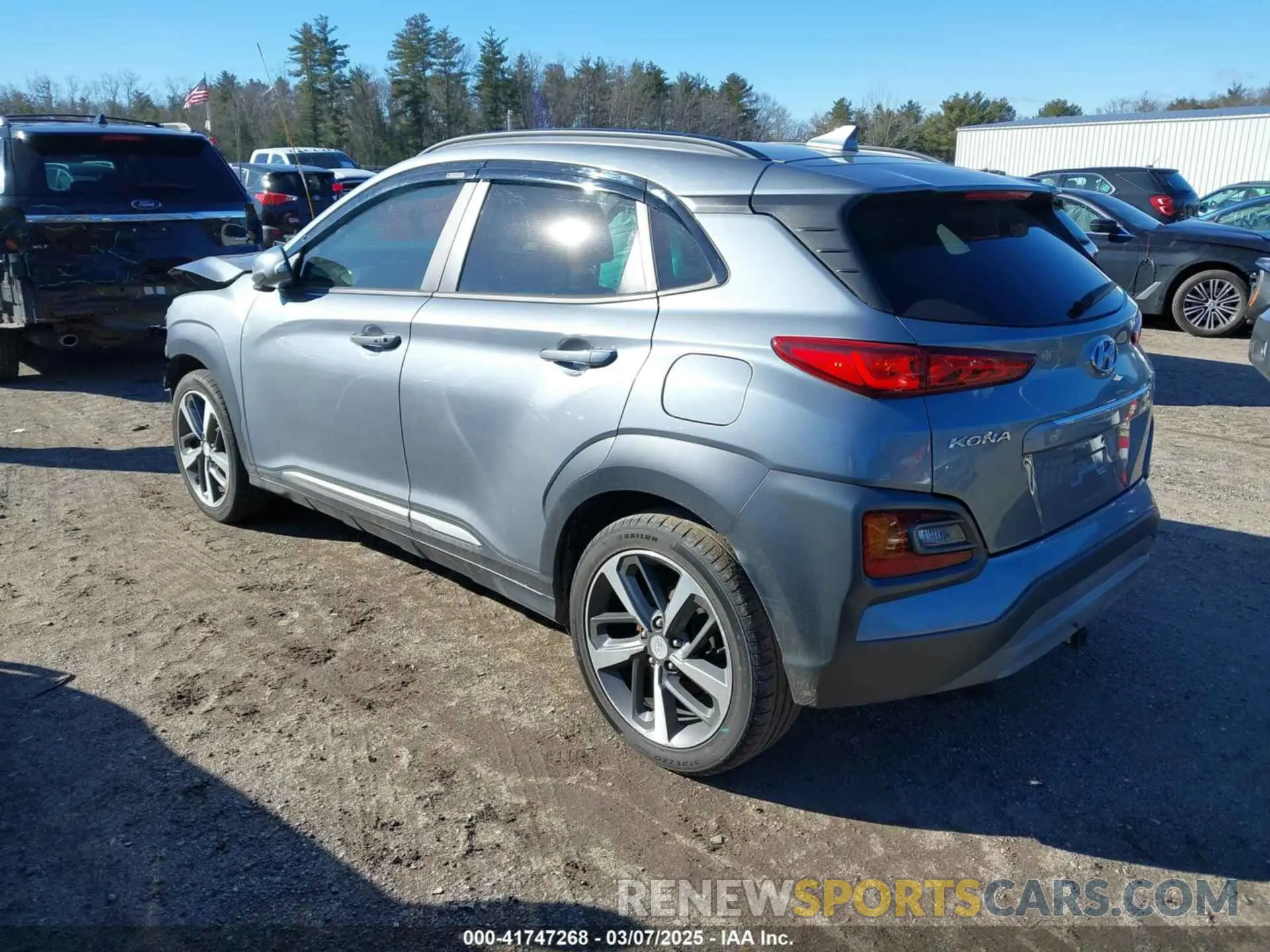 3 Photograph of a damaged car KM8K3CA56LU494806 HYUNDAI KONA 2020