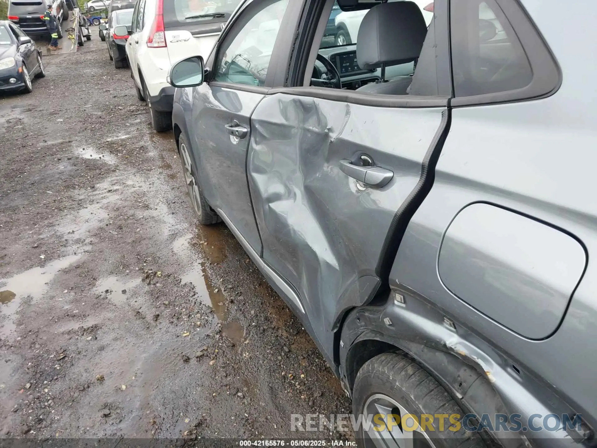 12 Photograph of a damaged car KM8K3CA5XLU396152 HYUNDAI KONA 2020