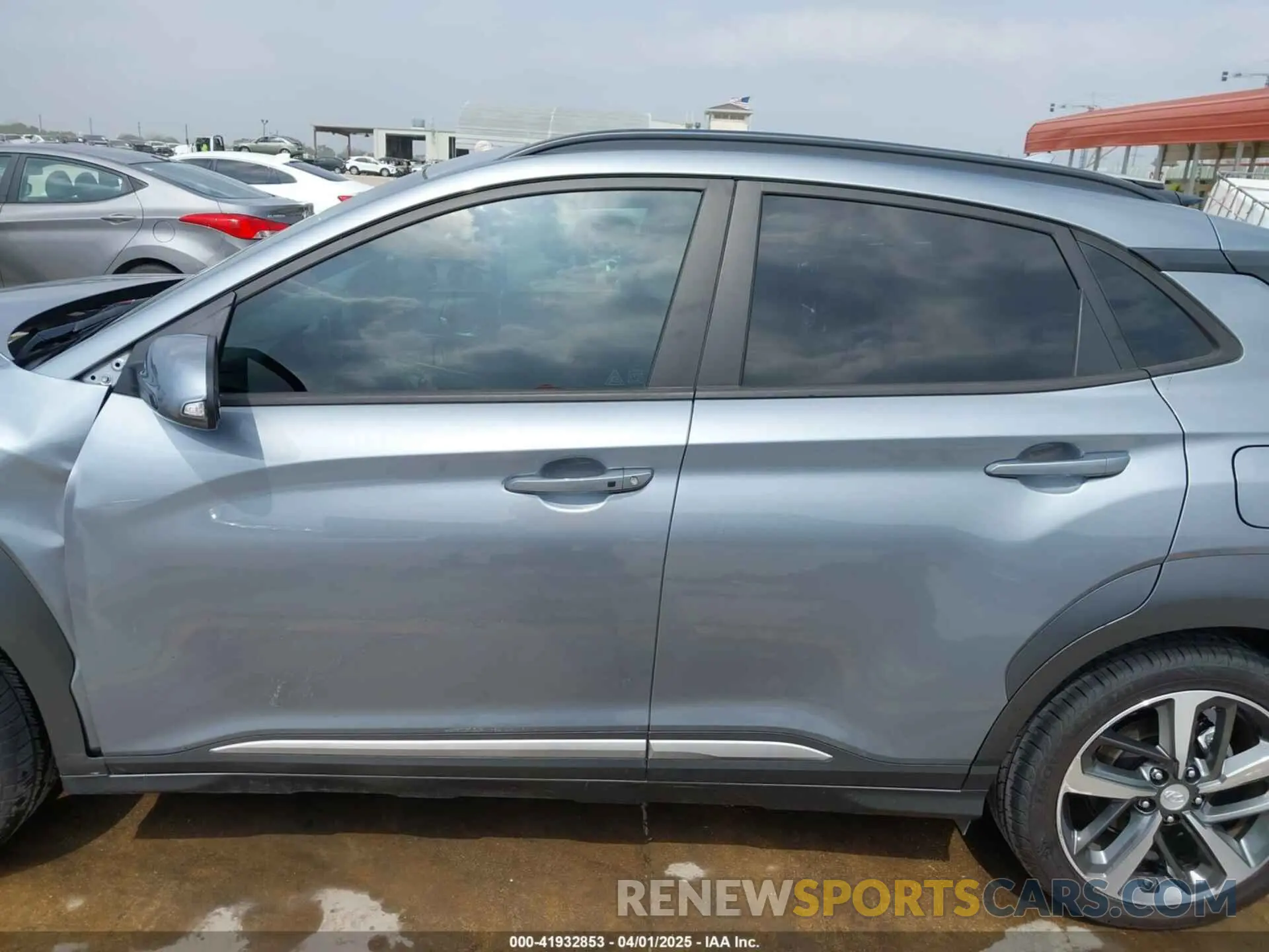 14 Photograph of a damaged car KM8K53A51LU503180 HYUNDAI KONA 2020