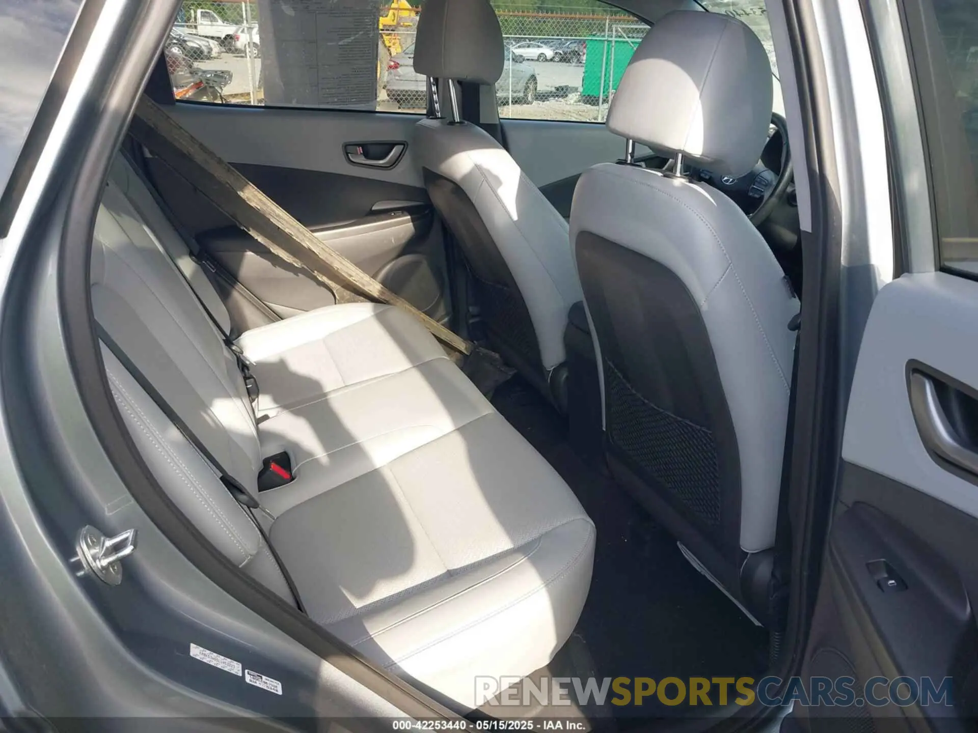 8 Photograph of a damaged car KM8K53A55LU453223 HYUNDAI KONA 2020