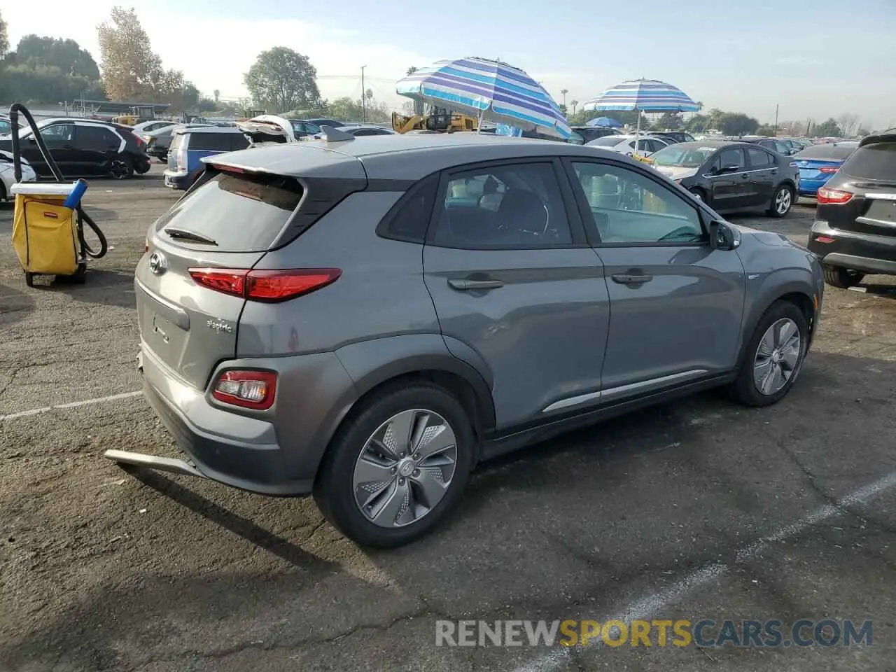 3 Photograph of a damaged car KM8K53AGXLU061307 HYUNDAI KONA 2020