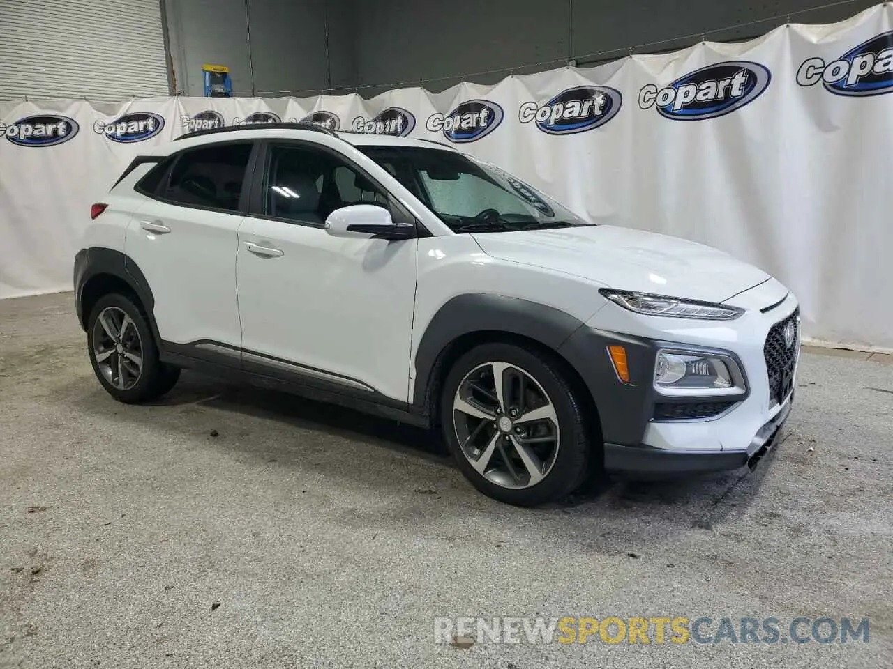 4 Photograph of a damaged car KM8K5CA52LU445807 HYUNDAI KONA 2020