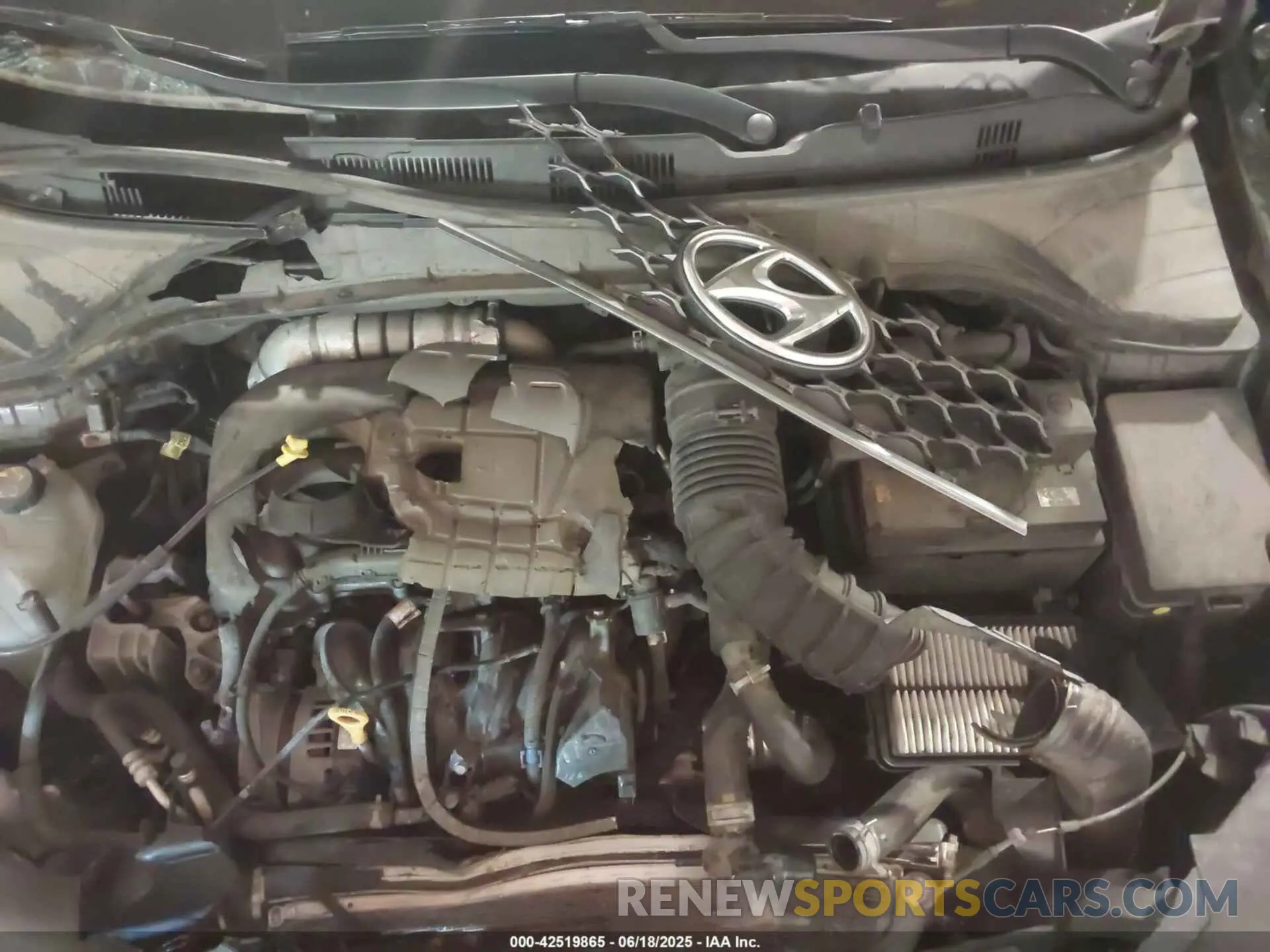 10 Photograph of a damaged car KM8K5CA52LU523986 HYUNDAI KONA 2020