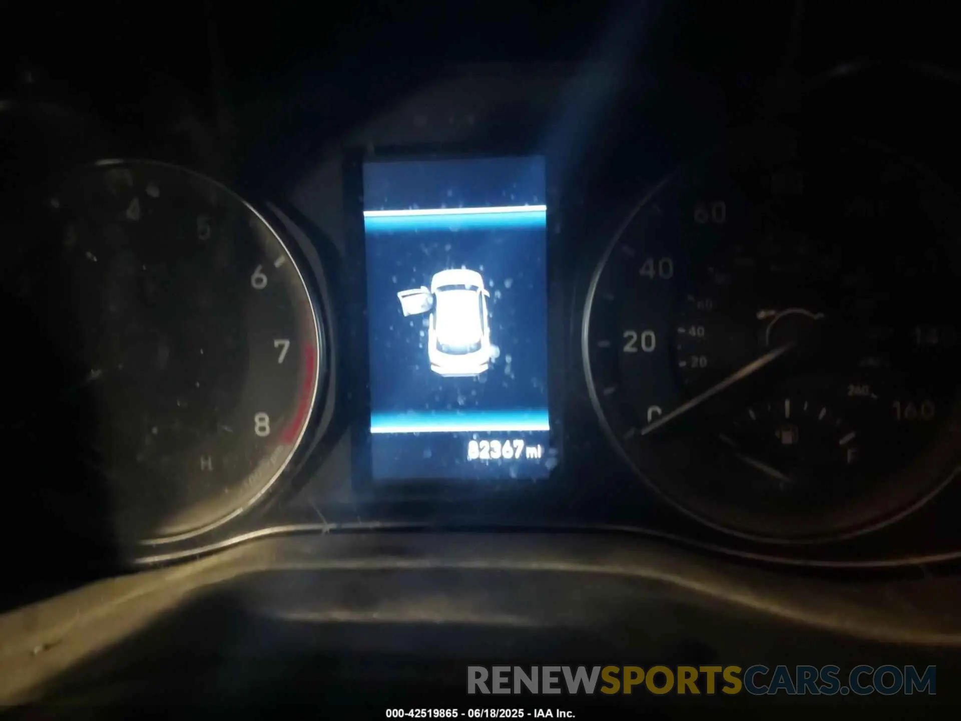 7 Photograph of a damaged car KM8K5CA52LU523986 HYUNDAI KONA 2020