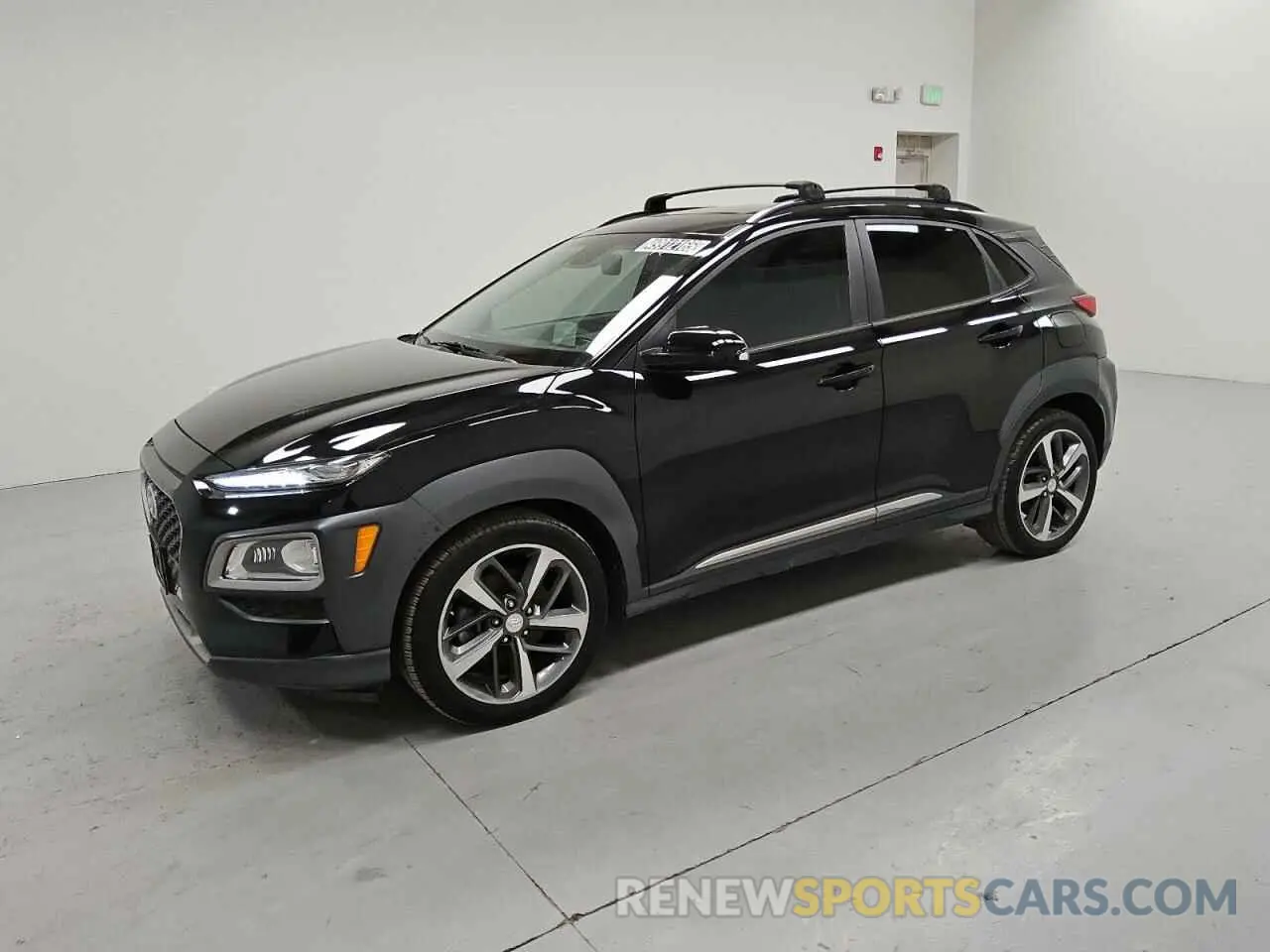 1 Photograph of a damaged car KM8K5CA53LU522829 HYUNDAI KONA 2020