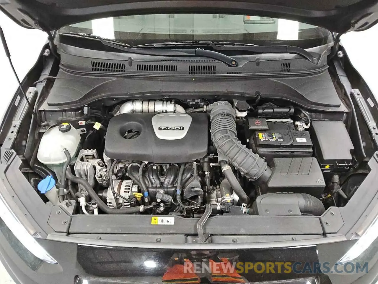 11 Photograph of a damaged car KM8K5CA53LU522829 HYUNDAI KONA 2020