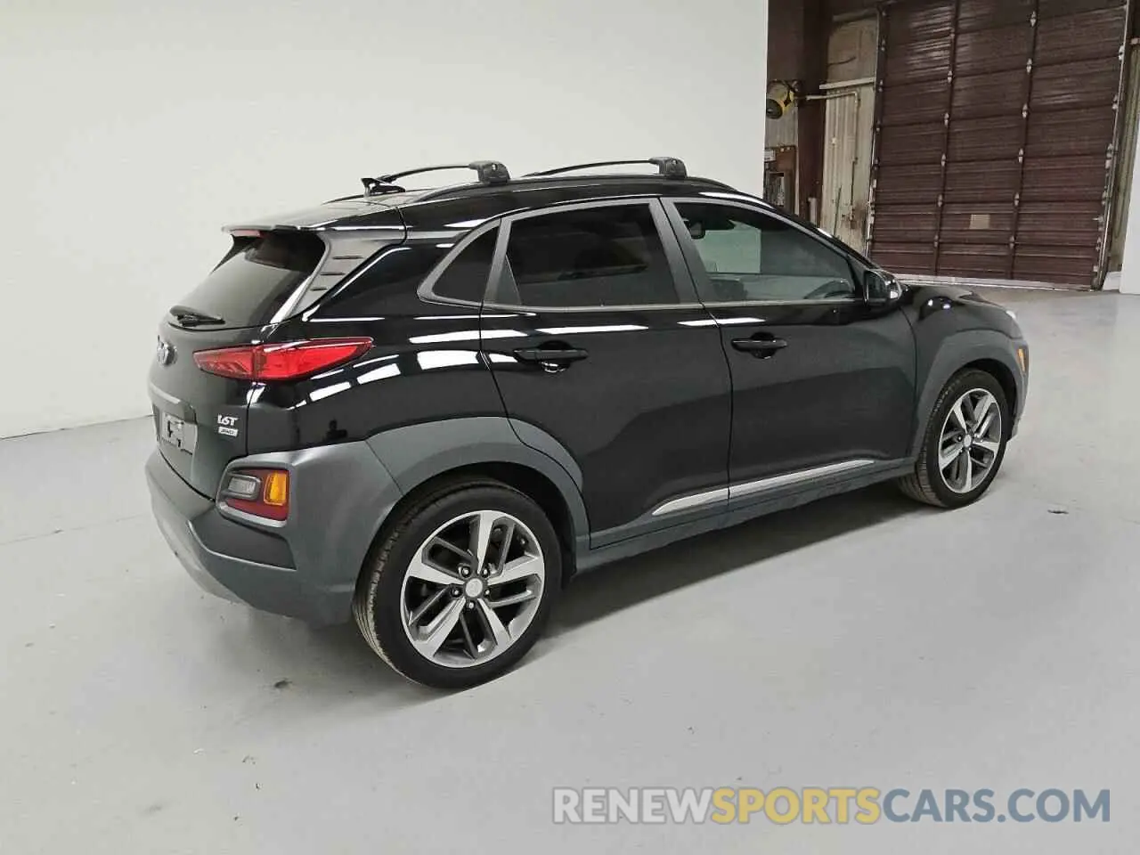 3 Photograph of a damaged car KM8K5CA53LU522829 HYUNDAI KONA 2020