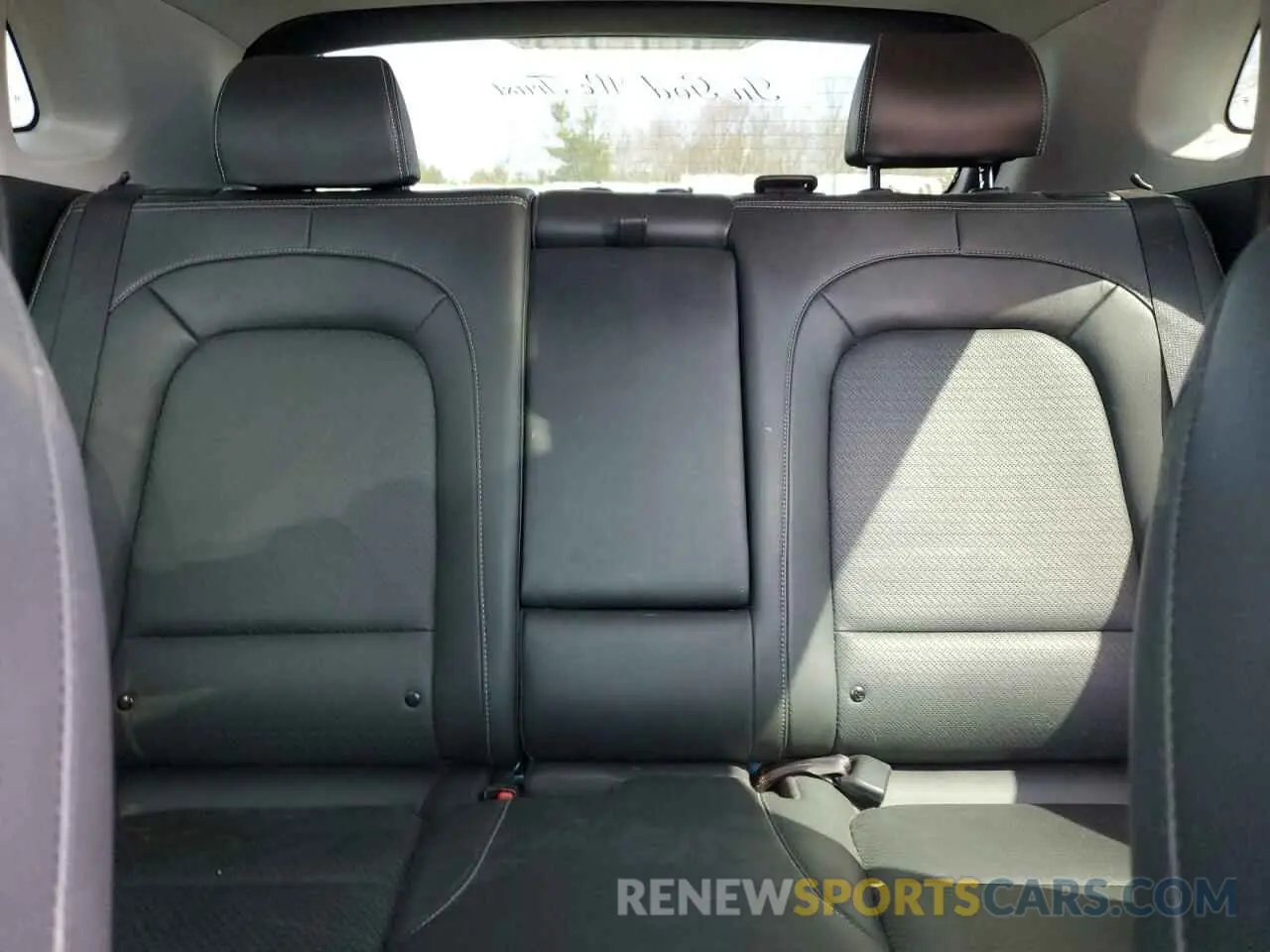 10 Photograph of a damaged car KM8K5CA53LU529456 HYUNDAI KONA 2020