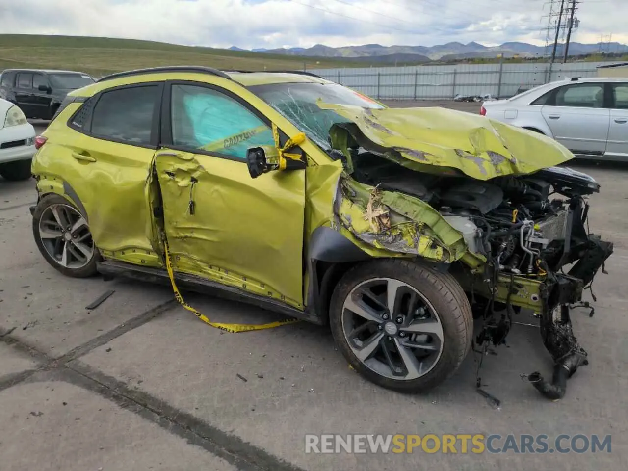 4 Photograph of a damaged car KM8K5CA57LU558653 HYUNDAI KONA 2020