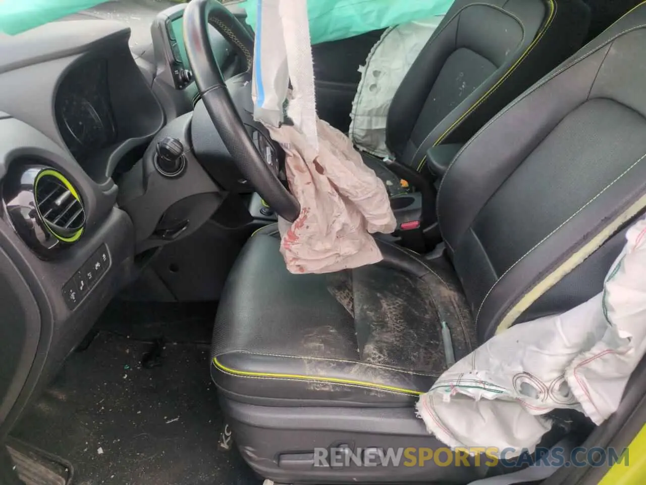7 Photograph of a damaged car KM8K5CA57LU558653 HYUNDAI KONA 2020
