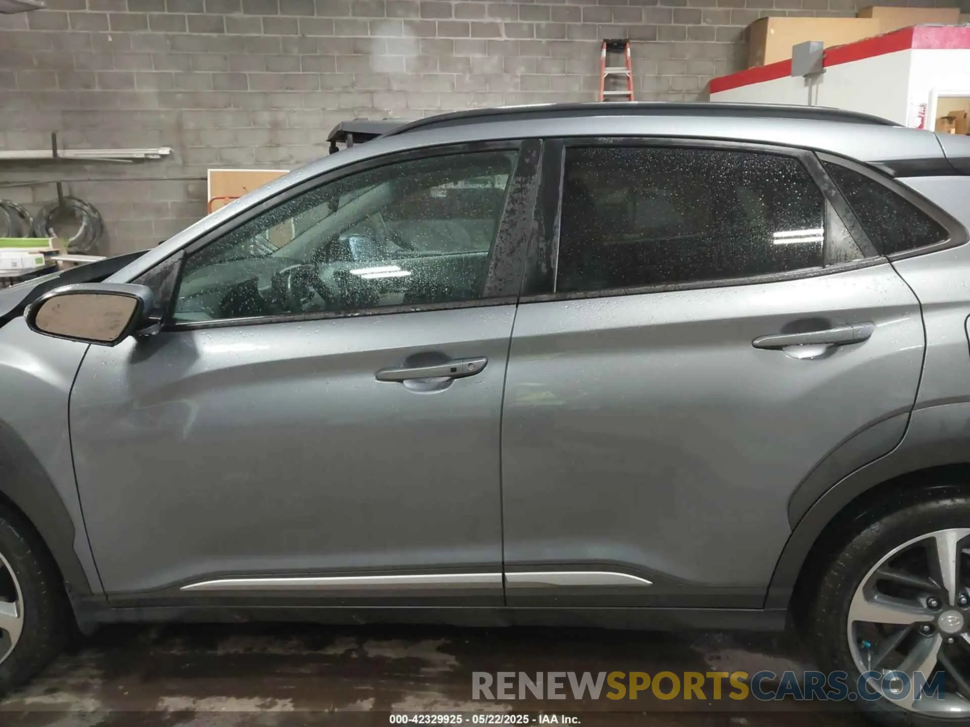 14 Photograph of a damaged car KM8K5CA58LU449845 HYUNDAI KONA 2020