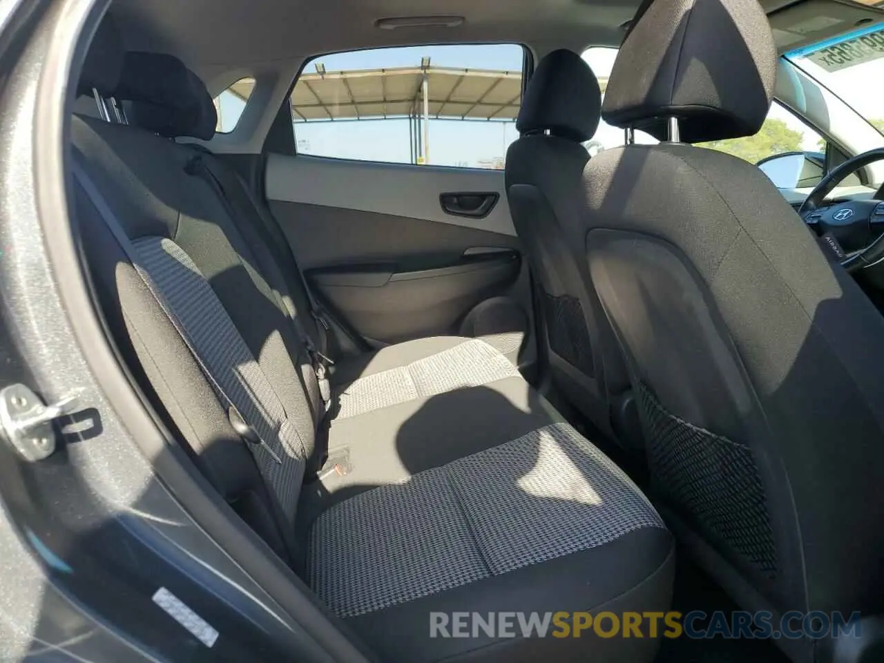 10 Photograph of a damaged car KM8K62AA4LU427281 HYUNDAI KONA 2020